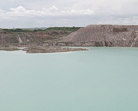 Baloji_1 - Sammy Baloji, Mine à ciel ouvert noyée de Mutoshi, 80 x 120 cm, archival inkjet print on Baryta paper, 2011, Courtesy of the artist and gallery Imane Farès