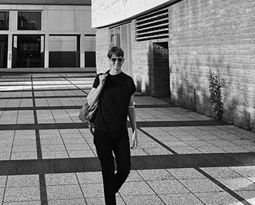 Anna Hofbauer
Anna Hofbauer - Anna Hofbauer