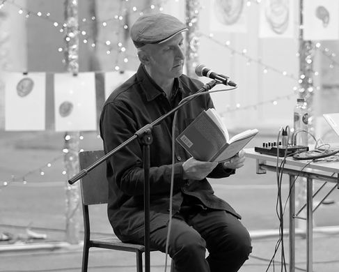 Brendon LaBelle
LaBelle_reading - Brendon LaBelle