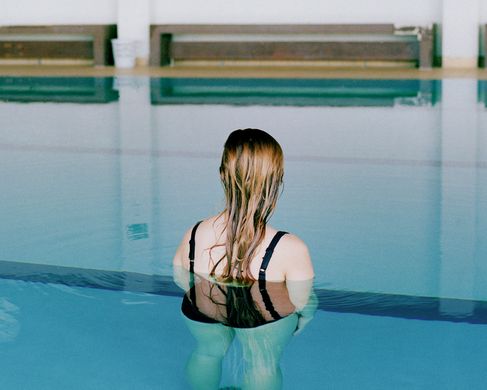 Rakos-005_Mafalda-Rakos_I-want-to-disappear_2018_70x92 - Mafalda Rakoš, I want to disappear, Fotografie, 2018.