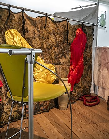 Sapountzis - Michsich Hotel, eine Szenografie, 2018, Installationsansicht, Kunst Meran